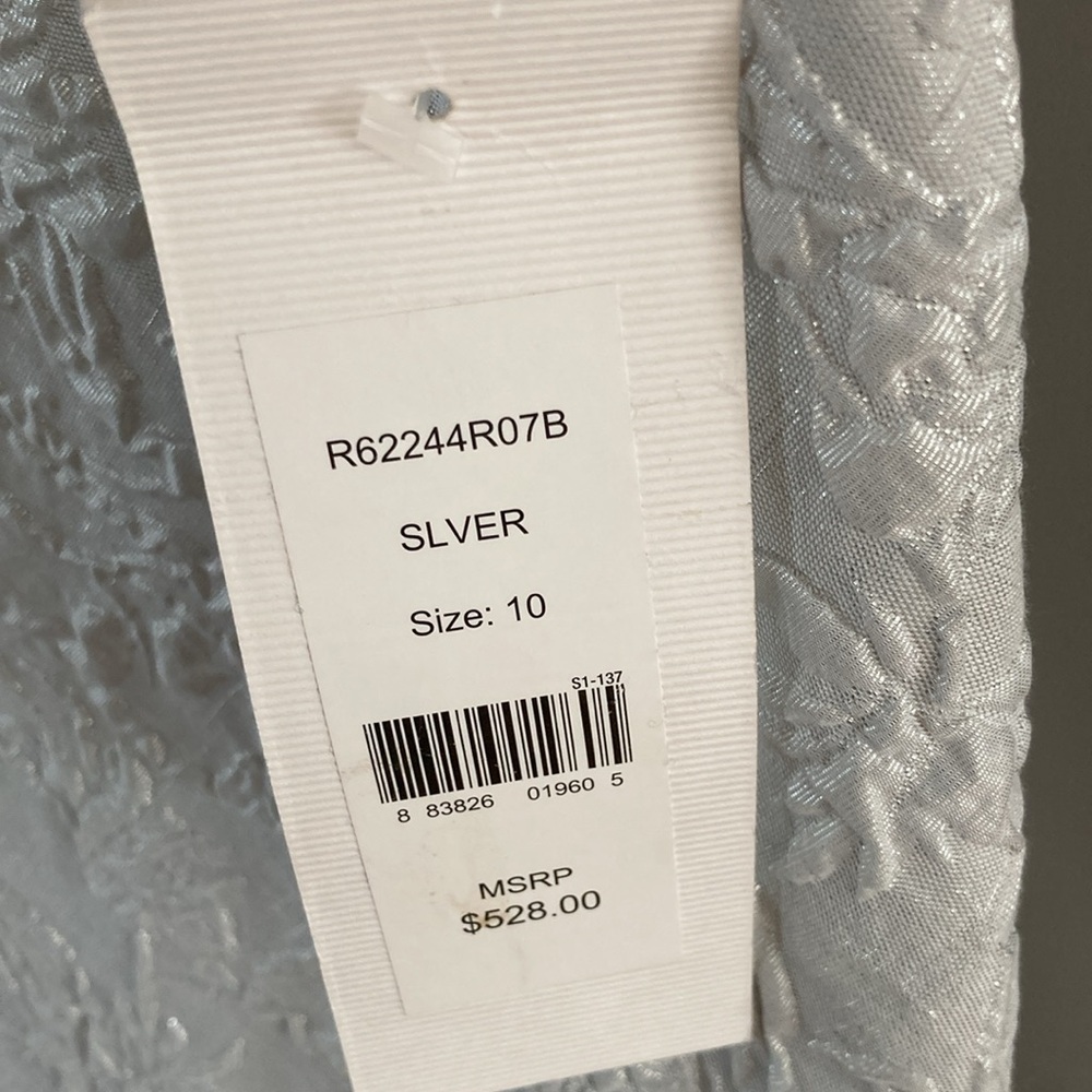 Beautiful Silver Charles Nolan New York Dress - Picture 8 of 10